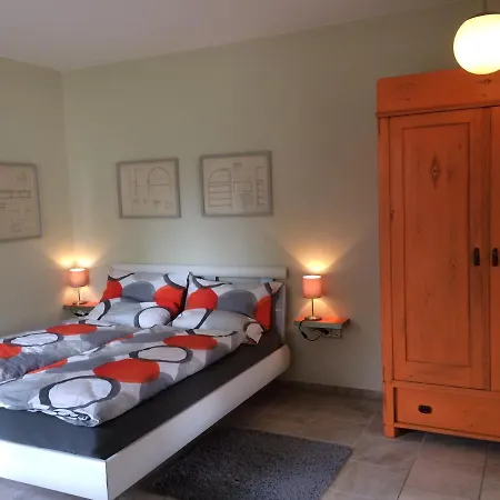 Appartamento Oase Im Suedosten Leipzigs - Stilvolle & Ruhige - Parkplatz Inklusive! Lipsia