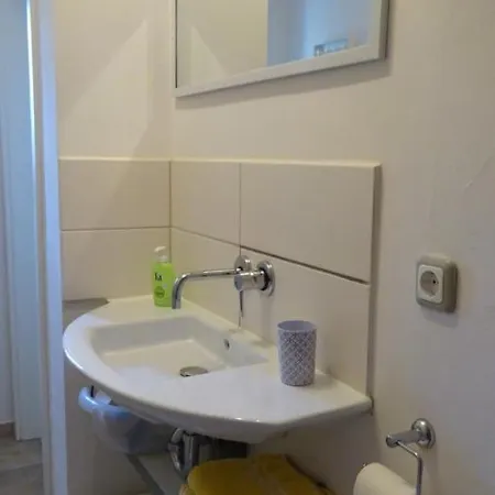 Διαμέρισμα Oase Im Suedosten Leipzigs - Stilvolle & Ruhige - Parkplatz Inklusive! Λειψία