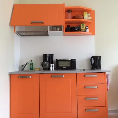 Oase Im Suedosten Leipzigs - Stilvolle & Ruhige - Parkplatz Inklusive!