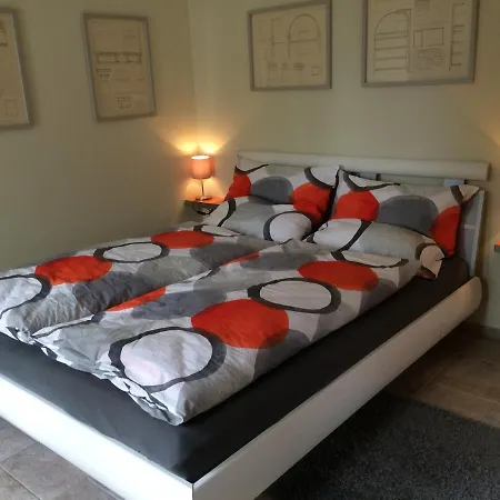 Oase Im Suedosten Leipzigs - Stilvolle & Ruhige - Parkplatz Inklusive! *