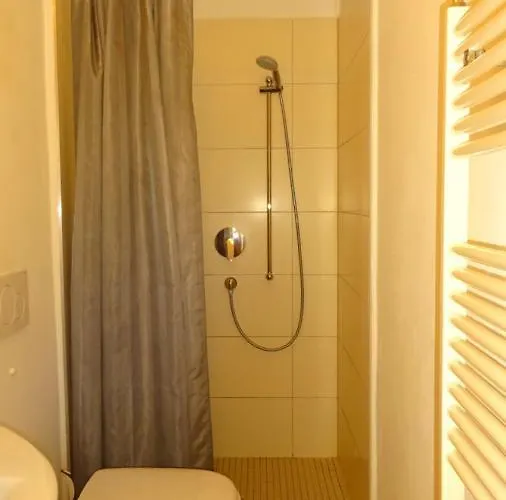 Senfbude - Stilvolle&ruhige - Parkplatz Inklusive! *